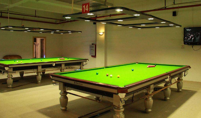 如何区分台球桌的好坏？